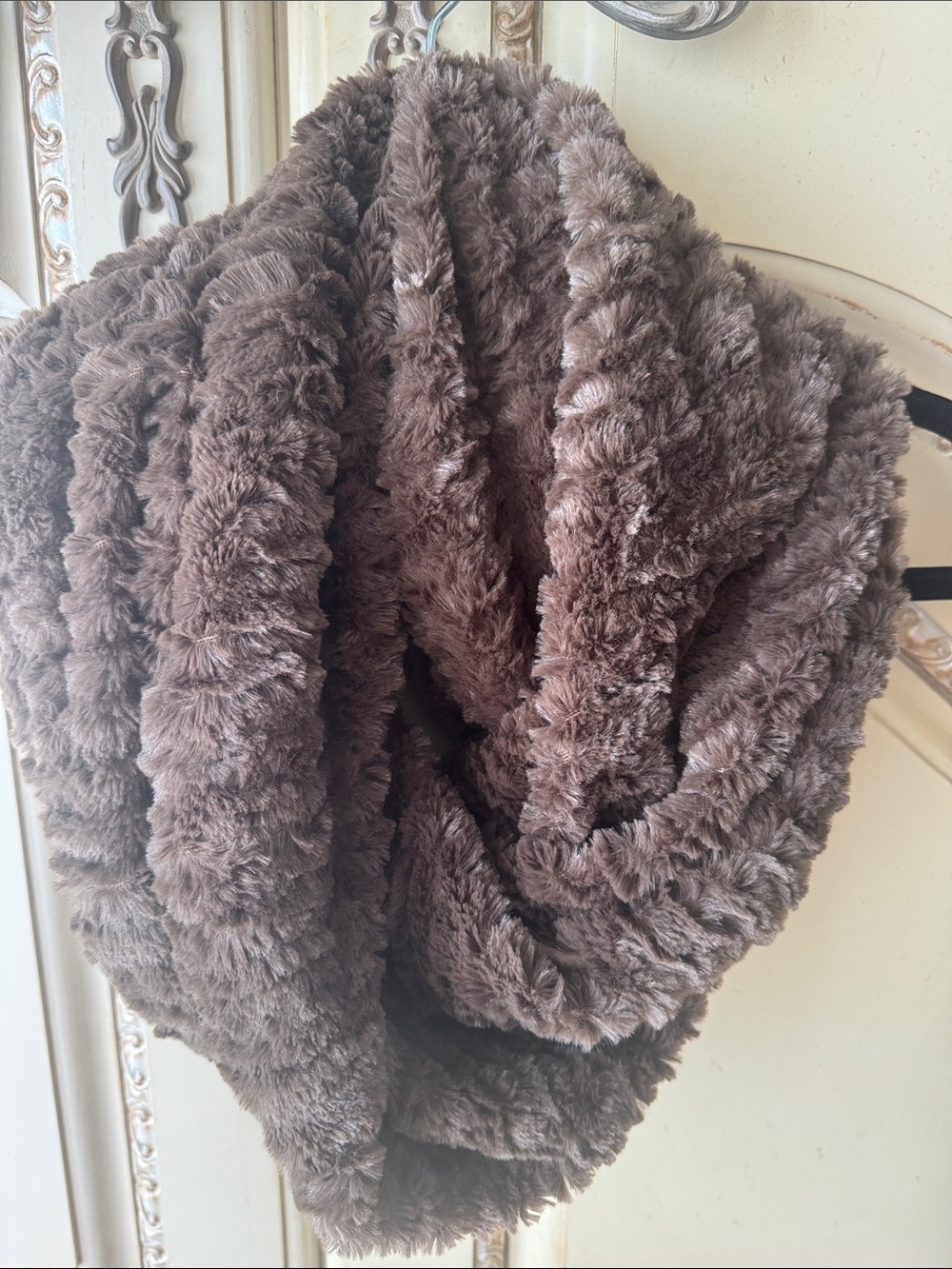 Do everything in love Plush Brown Faux Fur Infinity Scarf